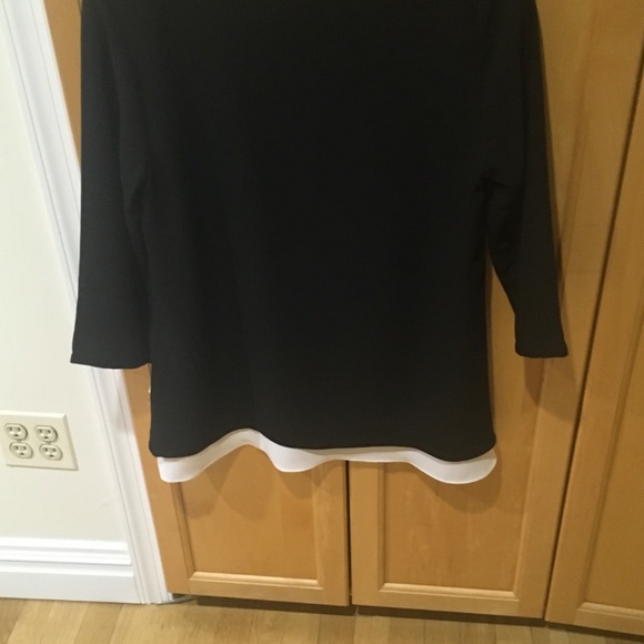 Top - Picture 3 of 5